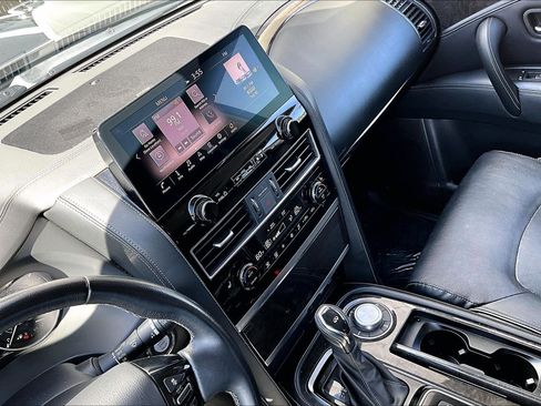 Used 2024 INFINITI QX80 Luxe AWD/4WD image 33