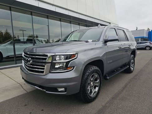 Used 2019 Chevrolet Tahoe LT w/ Off-Road Package AWD/4WD image 3