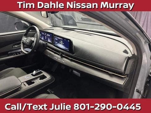 Used 2023 Nissan Ariya FWD image 17