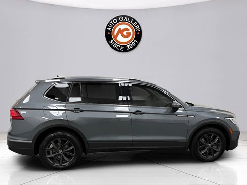Used 2022 Volkswagen Tiguan SE image 8