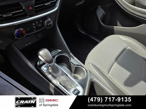 Used 2024 Buick Encore GX Preferred FWD image 19