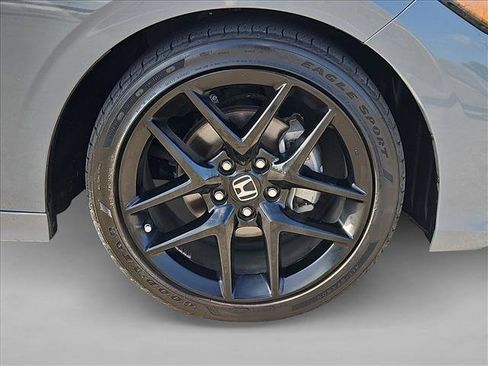 Used 2025 Honda Civic Sport image 22