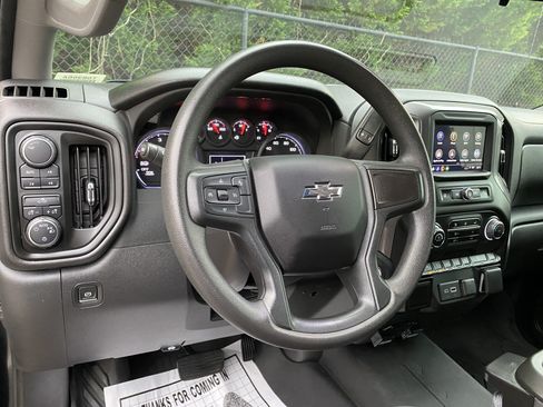 Used 2024 Chevrolet Silverado 1500 Custom Trail Boss AWD/4WD image 17