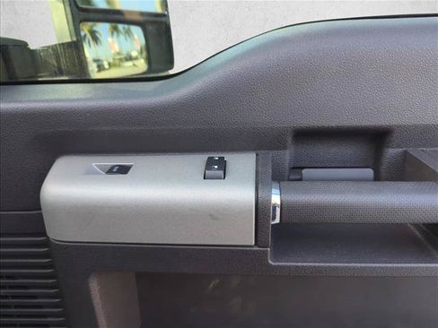 Used 2015 Ford F250 Lariat AWD/4WD image 27