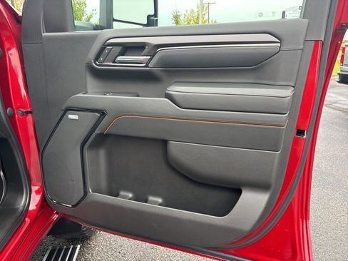 Used 2024 GMC Sierra 3500 AT4 w/ AT4 Premium Plus Package image 16