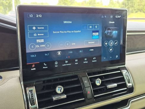 Used 2022 Lincoln Navigator Reserve AWD/4WD image 22