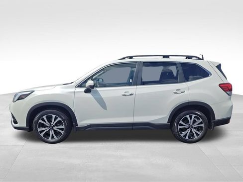 Used 2023 Subaru Forester Limited AWD/4WD image 2