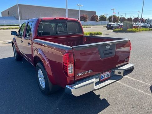 Used 2019 Nissan Frontier SV RWD image 7