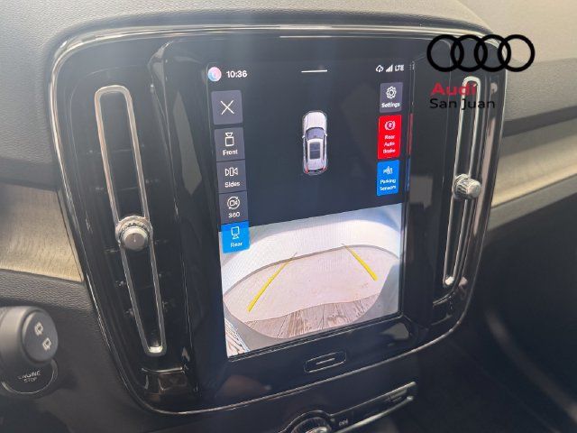 Used 2023 Volvo XC40 B5 Plus w/ Driver Assist Package AWD/4WD image 19