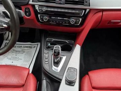 Used 2018 BMW 440i xDrive Coupe w/ M Sport Package image 19