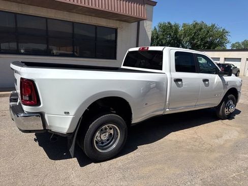 New 2026 RAM 3500 Big Horn AWD/4WD image 6