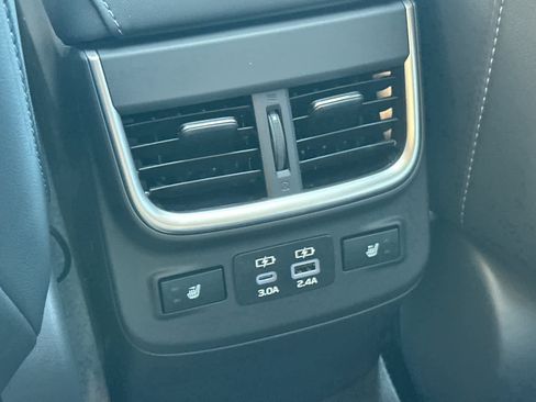 New 2025 Subaru Outback Limited image 11