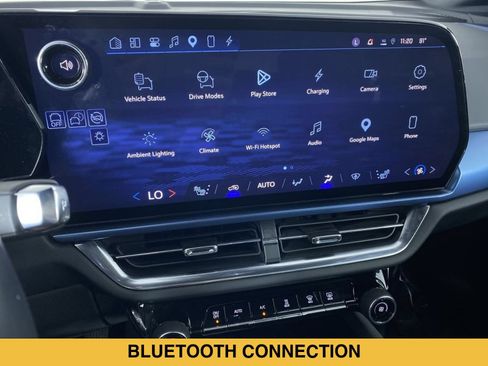 Certified 2024 Chevrolet Equinox EV LT FWD image 5