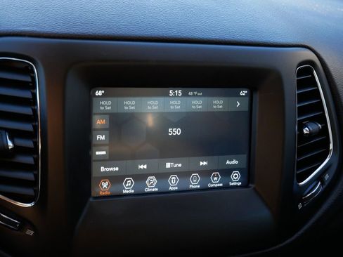 Used 2018 Jeep Compass Latitude w/ Popular Equipment Group image 20