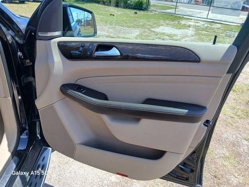 Used 2015 Mercedes-Benz ML 250 BlueTEC 4MATIC w/ Premium 1 Package image 18