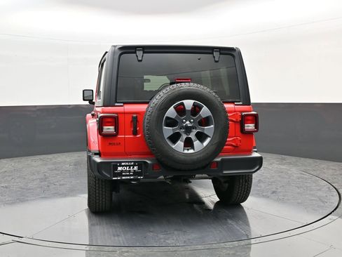 Used 2021 Jeep Wrangler Unlimited Sahara image 6