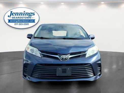 Used 2018 Toyota Sienna LE FWD image 26