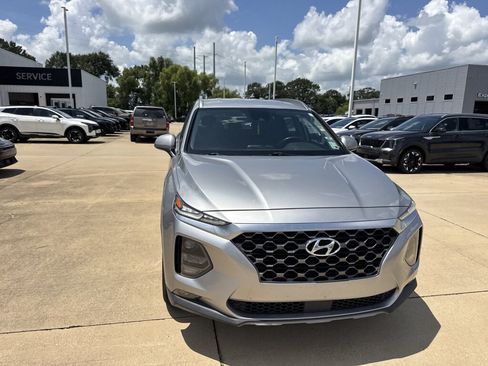 Used 2020 Hyundai Santa Fe SEL w/ Convenience Package FWD image 7