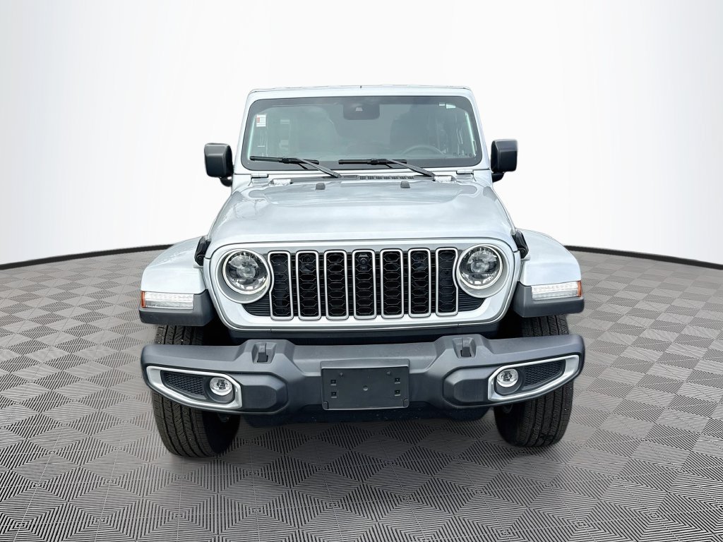 Certified 2024 Jeep Wrangler Unlimited Sahara w/ Technology Group AWD/4WD image 2
