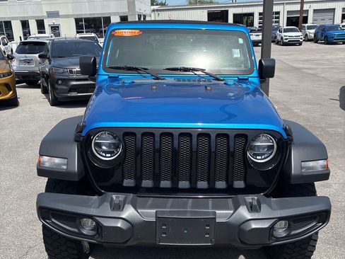 Used 2022 Jeep Wrangler Unlimited Sport AWD/4WD image 2