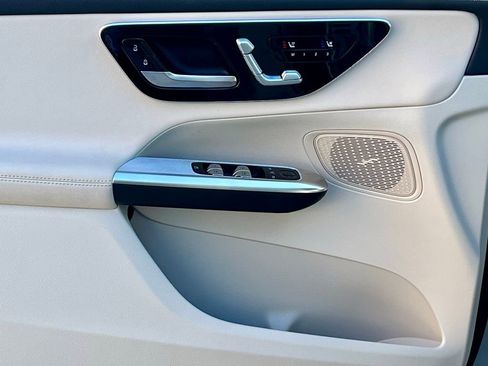 Certified 2026 Mercedes-Benz GLC 300 4MATIC image 25