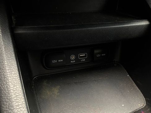 Used 2021 Kia Forte LXS FWD image 22