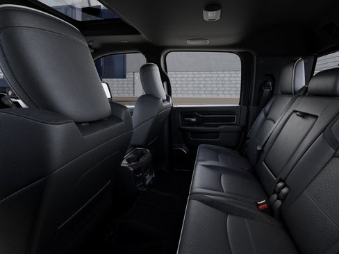 New 2026 RAM 3500 Laramie AWD/4WD image 31