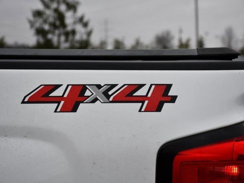 Used 2019 Chevrolet Silverado 1500 LT image 25