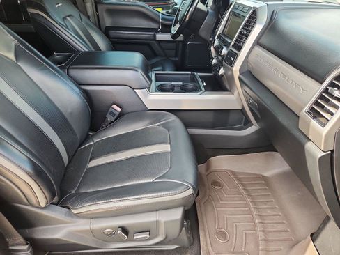 Used 2019 Ford F350 Platinum AWD/4WD image 27