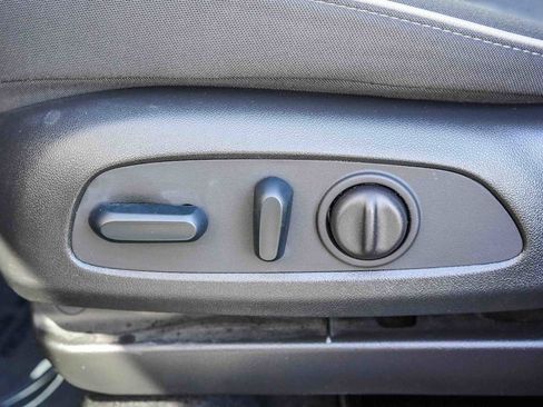 Used 2023 Chevrolet TrailBlazer LT image 20