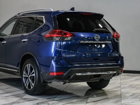 Used 2017 Nissan Rogue SL w/ SL Premium Package FWD image 15