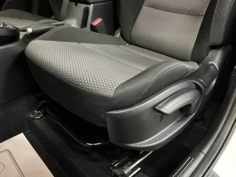 Used 2024 Kia Soul LX w/ Option Group 015 FWD image 18