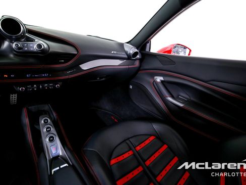 Used 2020 Ferrari F8 Tributo RWD image 15