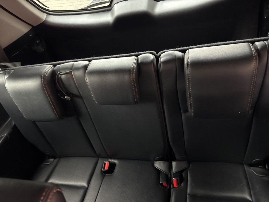 Used 2018 Toyota Highlander XLE AWD/4WD image 22