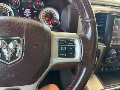 Used 2014 RAM 1500 Laramie w/ Convenience Group AWD/4WD image 30