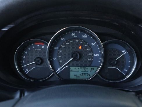 Used 2015 Toyota Corolla LE image 15