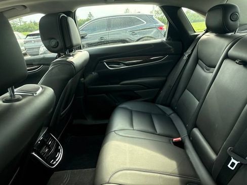Used 2013 Cadillac XTS Premium FWD image 11