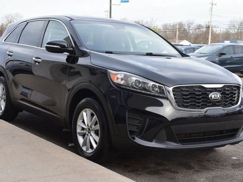 Used 2019 Kia Sorento L image 9
