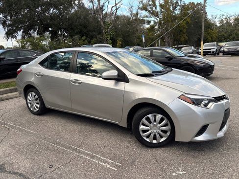 Used 2014 Toyota Corolla LE image 6