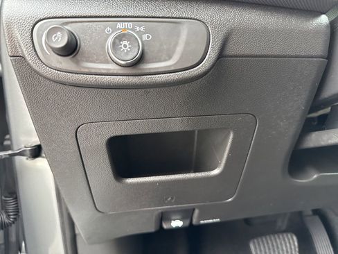 Used 2024 Chevrolet TrailBlazer LS image 17