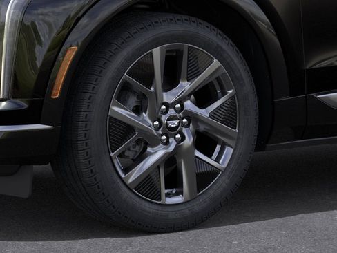 New 2026 Cadillac Optiq Luxury 1 RWD image 33