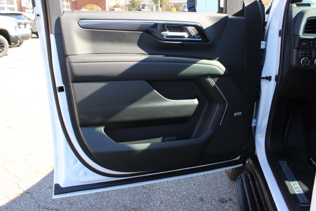 New 2027 Chevrolet Tahoe RST w/ RST Capability Package AWD/4WD image 8