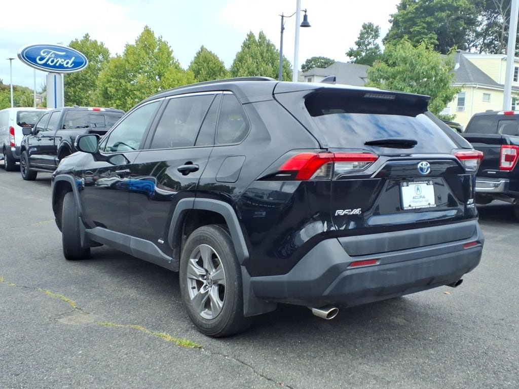 Used 2024 Toyota RAV4 XLE w/ Convenience Package AWD/4WD image 8