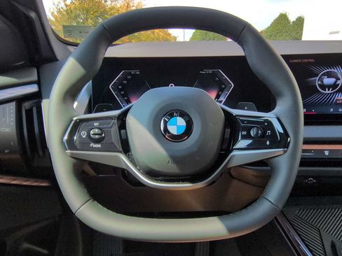Used 2026 BMW X3 xDrive30i w/ Premium Package AWD/4WD image 25
