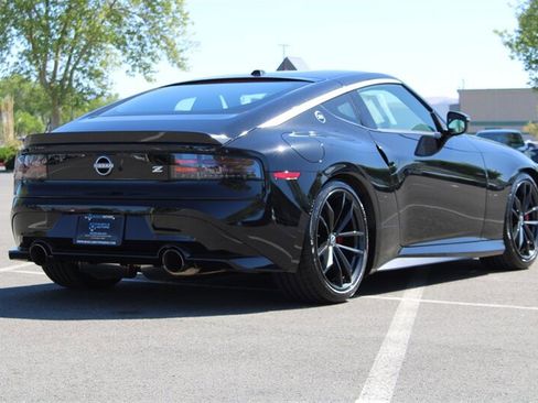 Used 2025 Nissan Z Performance w/ Floor Mat Package RWD image 9