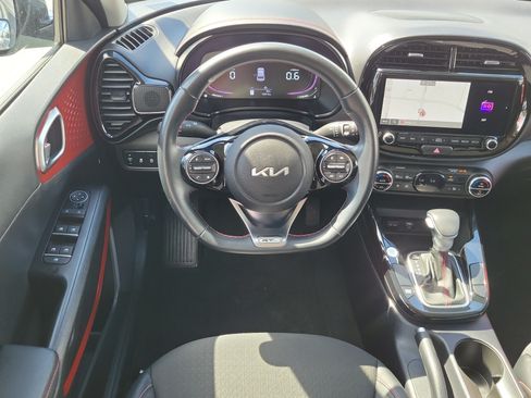 Used 2023 Kia Soul GT-Line FWD image 17
