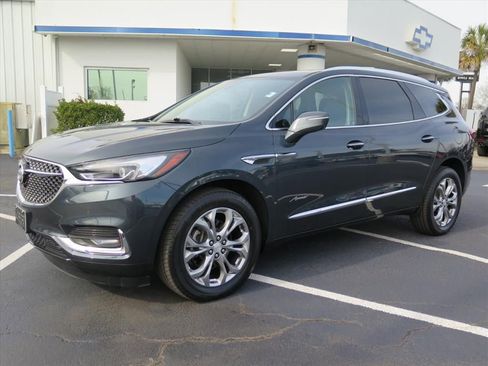 Used 2019 Buick Enclave Avenir w/ Avenir Technology Package image 8