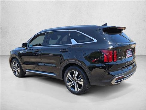 Used 2022 Kia Sorento SX Prestige w/ Panoramic Sunroof Package image 7