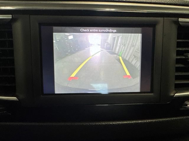 Used 2020 Chrysler Pacifica Touring-L FWD image 45