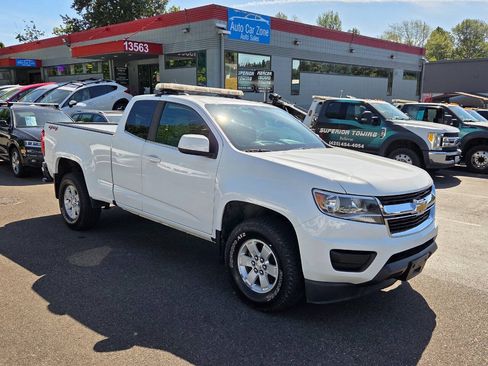 Used 2019 Chevrolet Colorado W/T w/ WT Convenience Package AWD/4WD image 8